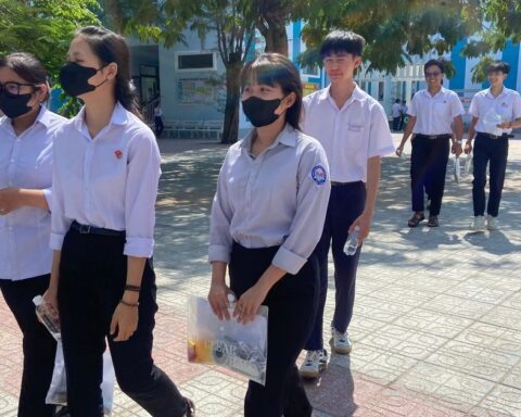 Khánh Hoà: Xác minh thông tin giám thị “ưu ái” thí sinh dùng phao thi tốt nghiệp