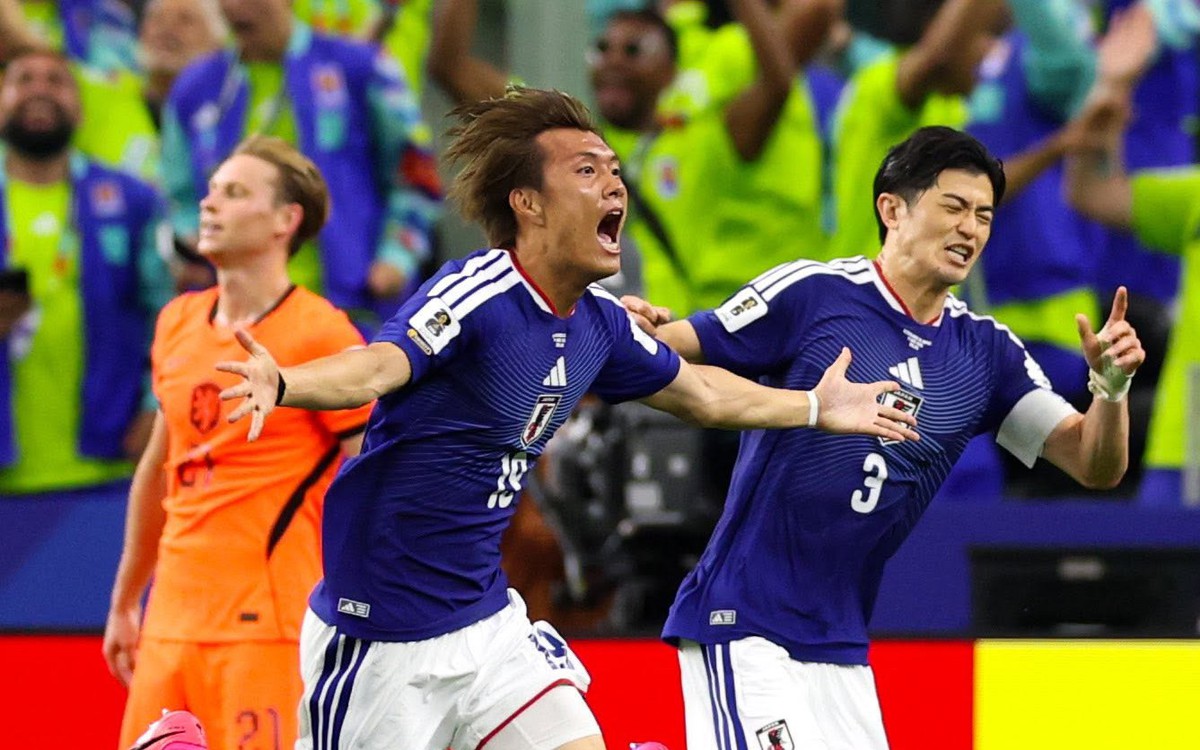 Nghẹt thở ở World Cup: Nhật Bản tung đòn “chí mạng” phút 89, “giật” chiến thắng tưởng như đã bỏ túi của Hà Lan!