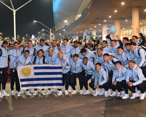 Sự cố: Chuyên cơ của ĐT Uruguay bị từ chối nhập cảnh vào Mỹ, đối mặt nguy cơ bị xử thua vì vắng mặt ở World Cup