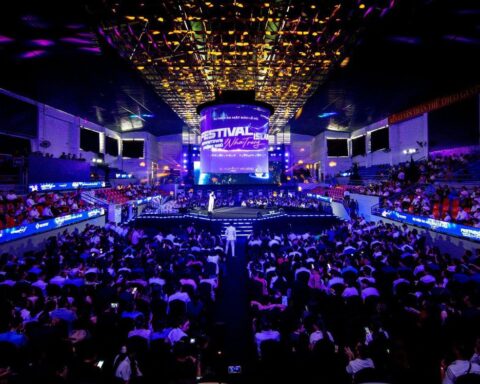 Bùng nổ ra mắt Festival Island, hé mở tương lai một “Downtown không ngủ” của Nha Trang