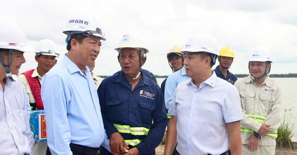 Bộ trưởng Bộ Xây dựng nói về hệ lụy khi người lao động “nhảy” việc liên tục