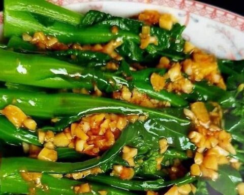 Thực tế cứng minh nhiều người Nhật sống thọ trăm tuổi nhờ 4 loại rau giá rẻ, rất quen