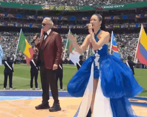 Lisa diễn World Cup ồn ào tranh cãi nhưng giọng ca này lại được khen hết lời!