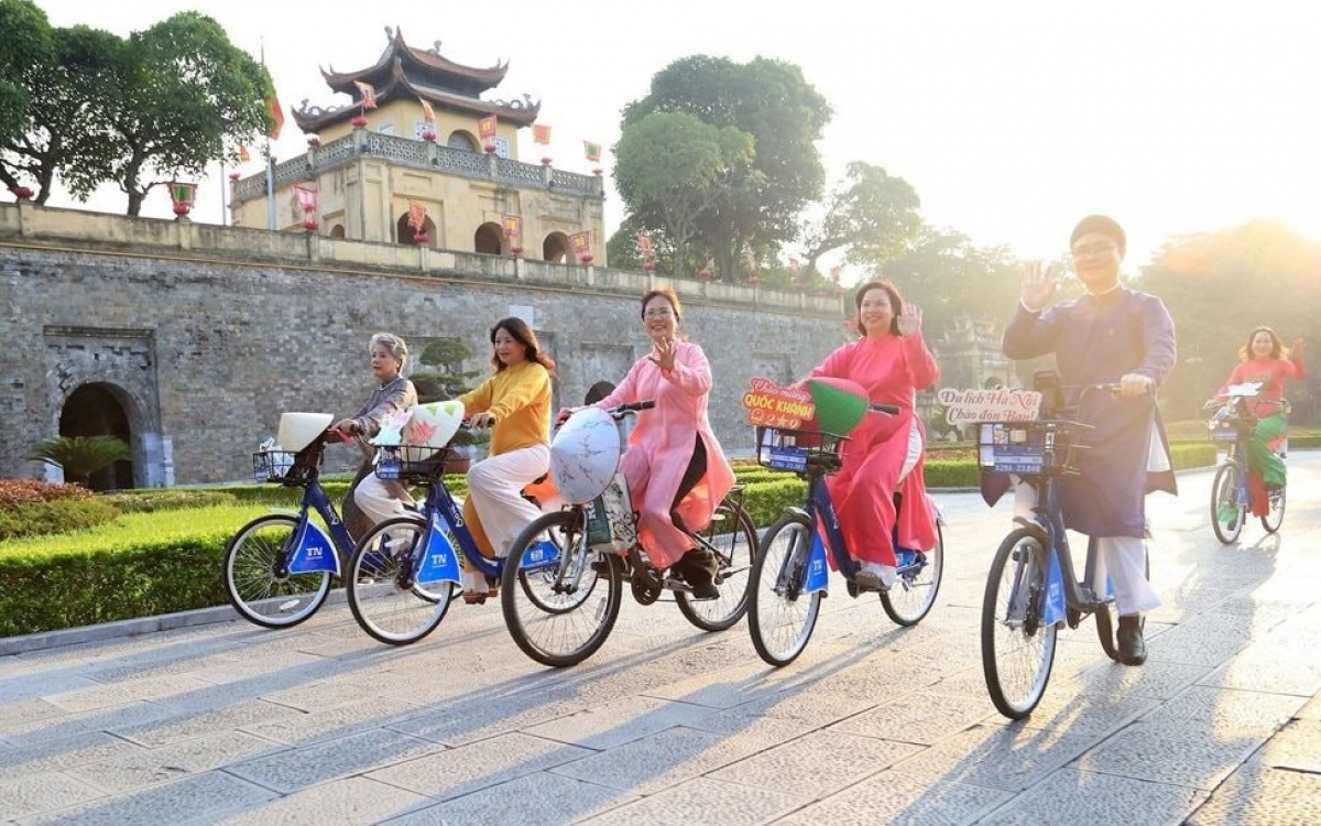 Hà Nội mở rộng dư địa huy động nguồn lực cho văn hóa, quảng cáo và bảo tồn di sản