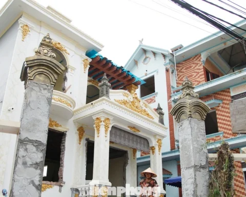 Cả làng dỡ nhà lầu, nhường đất cho sân bay Gia Bình