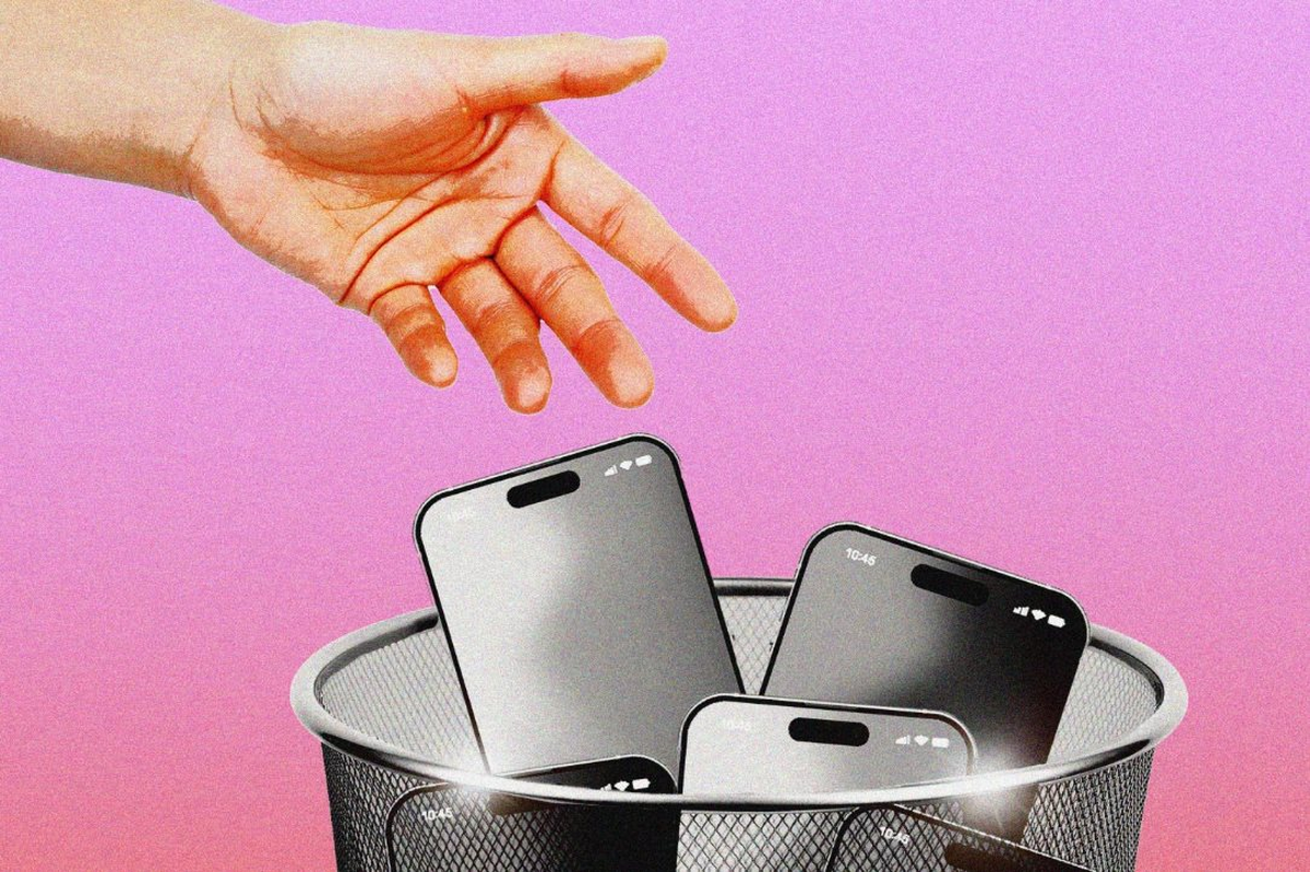 Giữa kỷ nguyên 5,66 tỷ người dùng mạng xã hội, vì sao thế hệ Gen Z chọn “ngắt kết nối” bằng công nghệ 20 năm tuổi?