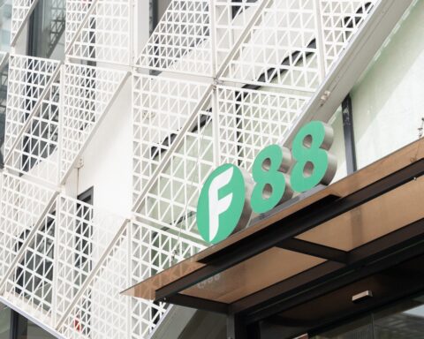 F88 chốt giá phát hành công chúng 71.000 đồng/cp