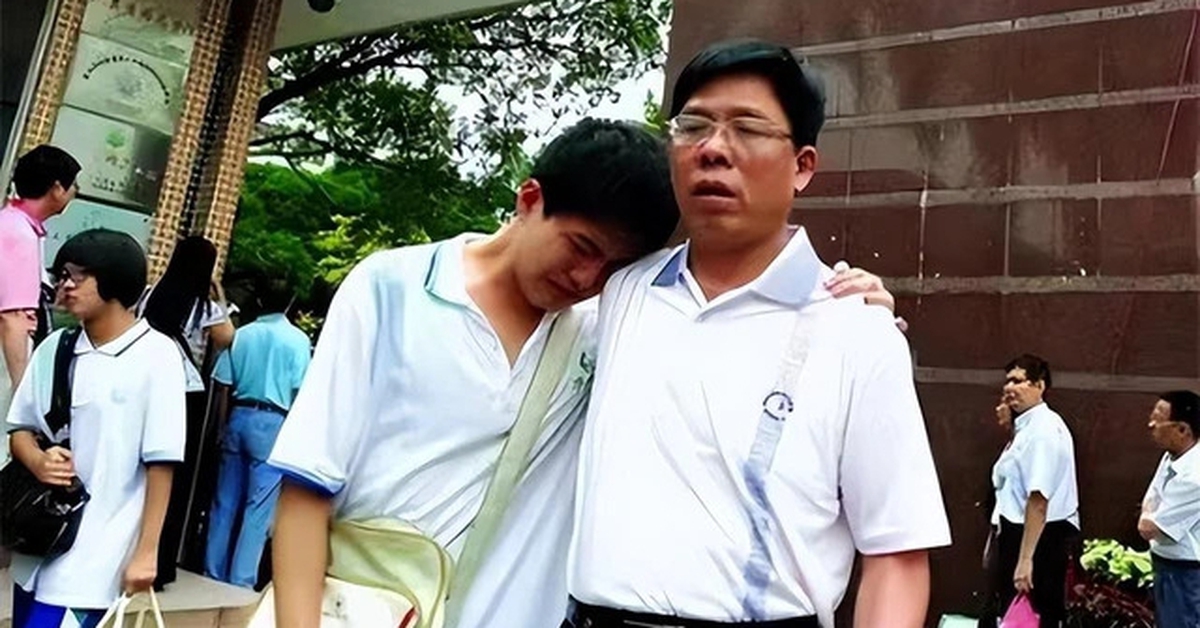 Nam sinh đạt điểm thủ khoa, đỗ đại học danh tiếng rồi biến mất suốt 26 năm: Nguyên nhân khiến nhiều bậc phụ huynh nghe xong đều “lặng người”