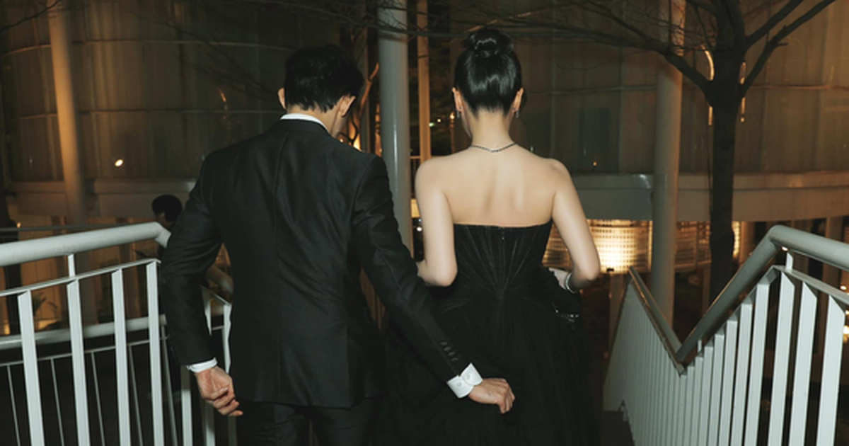 Con trai Chủ tịch nổi tiếng dùng “thuật ẩn thân” để yêu mỹ nhân showbiz: Lấy vợ mới lộ mặt, cưới xong thay đổi 180 độ