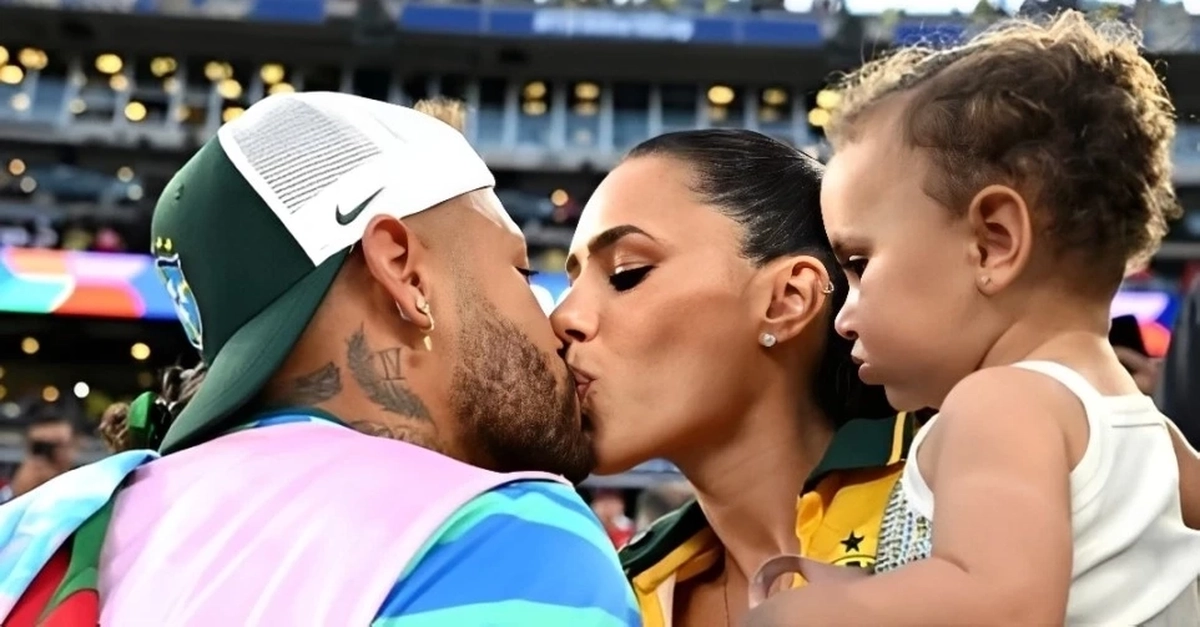 Neymar có con thứ 5