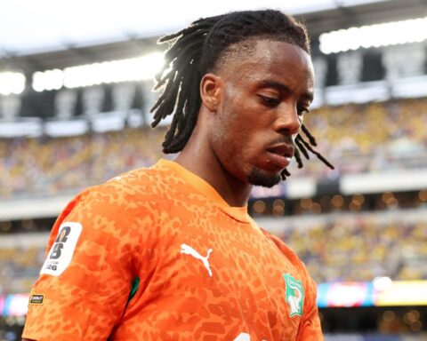 Rúng động World Cup: Cầu thủ tuyển Bờ Biển Ngà bị bắt vì nghi án dàn xếp tỷ số