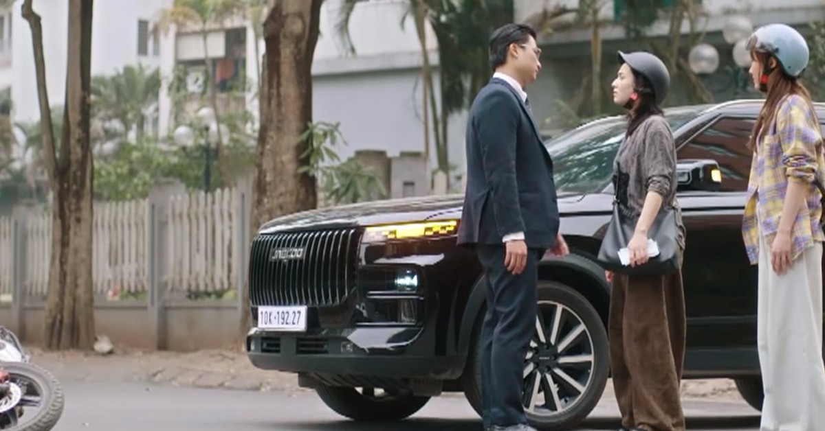 Lửa Trắng mới chiếu đã hay khủng khiếp, xem cuốn thôi rồi