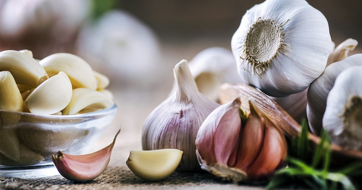 Người phụ nữ ăn tỏi sống mỗi ngày để “ngừa ung thư”, sau 6 tháng nhận tin bất ngờ