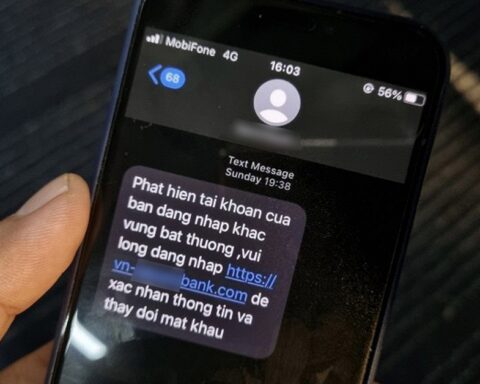 Nhận tin nhắn này nên xóa ngay lập tức, coi chừng mất sạch tiền trong tài khoản ngân hàng