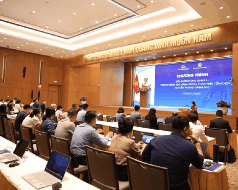 CMC đồng hành Văn phòng Chính phủ bồi dưỡng chuyển đổi AI trong công tác hành chính và tham mưu tổng hợp