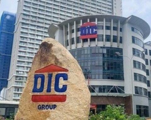 DIC Corp bị phạt do sử dụng tiền từ chào bán trái phiếu không đúng với phương án được thông qua