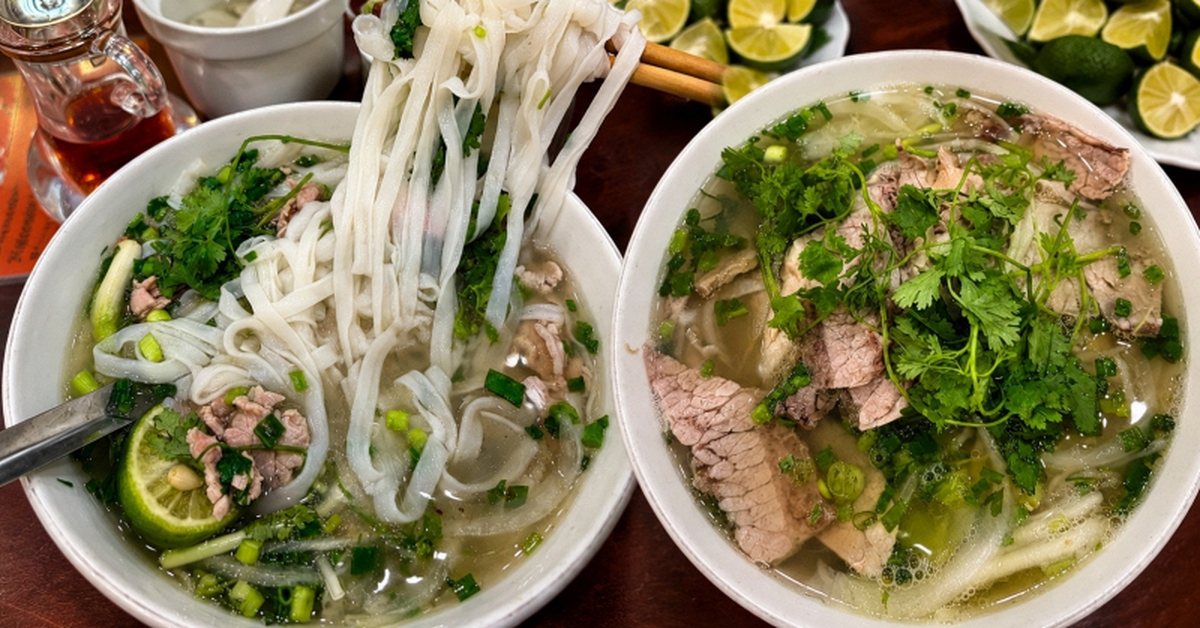 Ăn phở suốt cả tuần không biết chán, cô gái Trung Quốc vẫn “tấm tắc khó hiểu”, đến khúc vắt chanh thì netizen đồng loạt vào “nhắc nhẹ”
