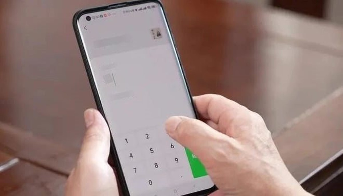 Chuyển khoản thành công 237 triệu đồng từ Vietcombank sang ACB, người đàn ông SN 1985 phải trình báo công an