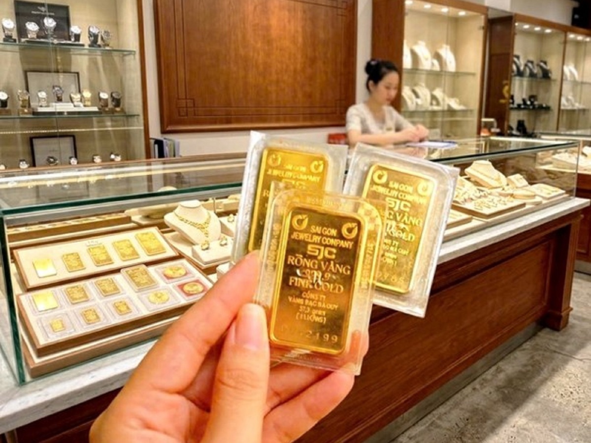 Chuyên gia dự báo giá vàng tuần tới có thể giảm 100 – 200 USD/ounce
