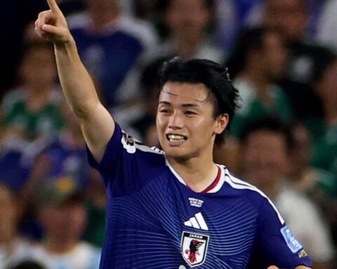 Tuyển Nhật Bản thắng vang dội 4-0, phá 6 kỷ lục trong trận đấu thứ 1000 của World Cup