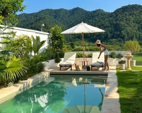 Căn biệt thự 850m2 bên hồ, tiện nghi như resort khép kín của người phụ nữ không đi làm, không kết hôn