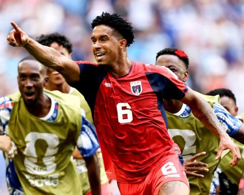 Bùng nổ cảm xúc: Lần đầu tiên trong lịch sử Cabo Verde có bàn thắng tại World Cup, khiến Uruguay choáng váng