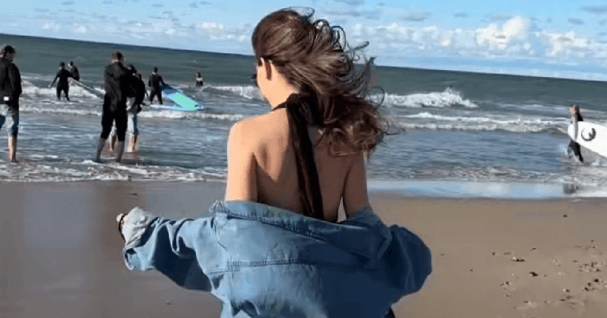 Lọ Lem đẹp thế này thì hoàng tử nào chịu cho nổi: Gương mặt như một thiên sứ