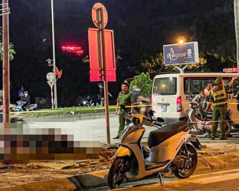 Hai vụ tai nạn liên tiếp xảy ra trong đêm ở Hà Nội, 5 người thương vong
