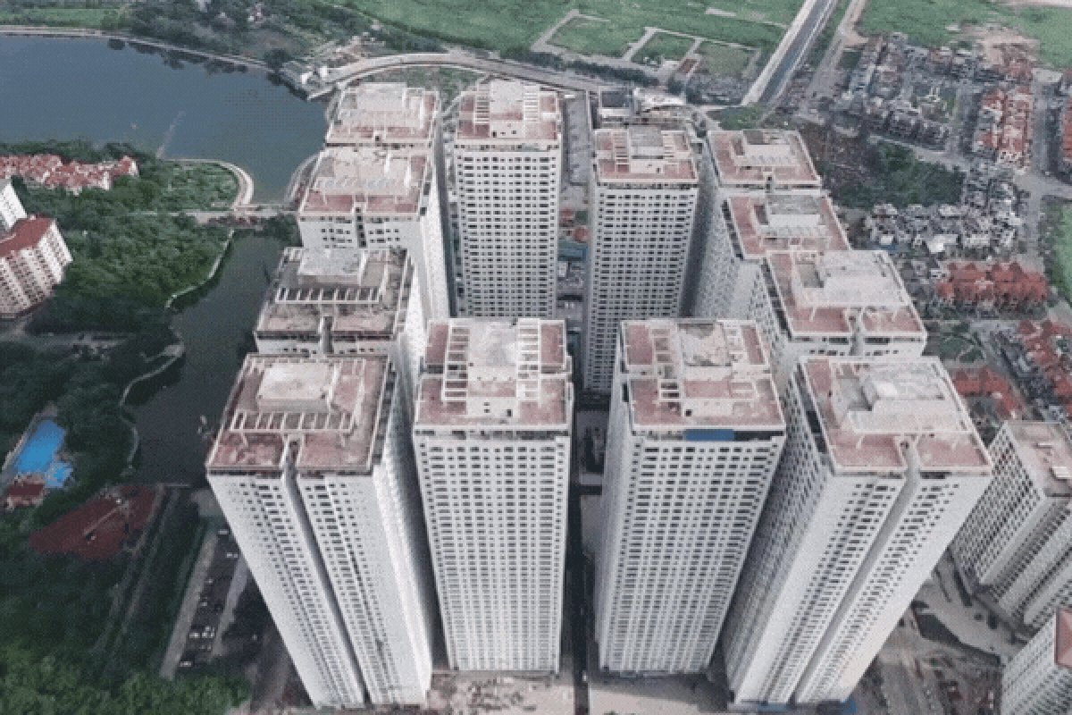 Khu chung cư đông dân nhất Hà Nội: Bên trong, cả 1 “thành phố” đang vận hành 24 giờ