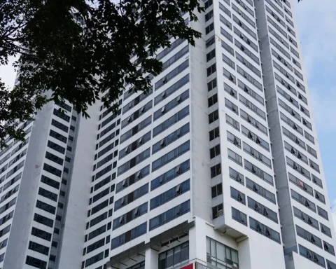 Kiểm định lại toàn bộ chung cư 36 tầng bị nứt gãy nhiều vị trí ở TPHCM