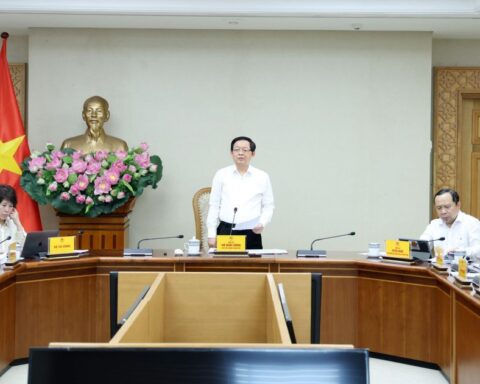 Xây dựng trung tâm nghiên cứu, phòng thí nghiệm trọng điểm phục vụ công nghệ chiến lược