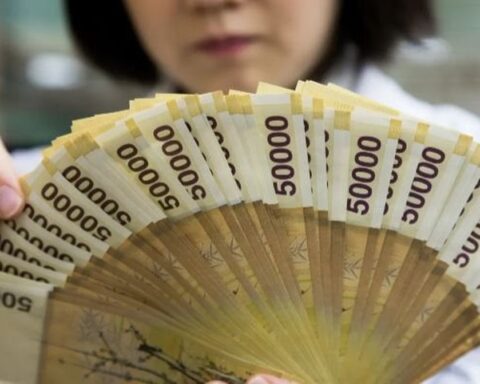 Quốc gia châu Á ‘kêu cứu’ vì cơn mưa tiền thưởng cho công nhân ngành chip: Cơn đau đầu từ lạm phát thượng nguồn