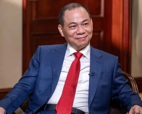 Tỷ phú Phạm Nhật Vượng cấp 30 triệu đồng/tháng cho một số người VN để khai thác “kho báu” bằng 17,5% GDP