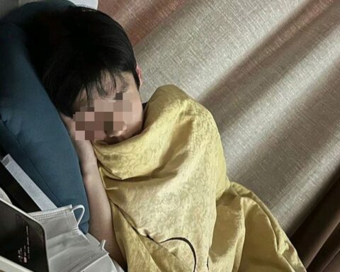 Nam công nhân suýt chết vì ung thư máu cấp tính kể: Tôi nghĩ đó là kiểu “ốm vặt” mùa hè