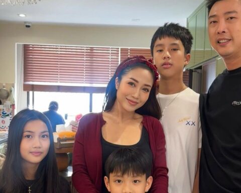Ốc Thanh Vân đưa 3 con trở lại Úc