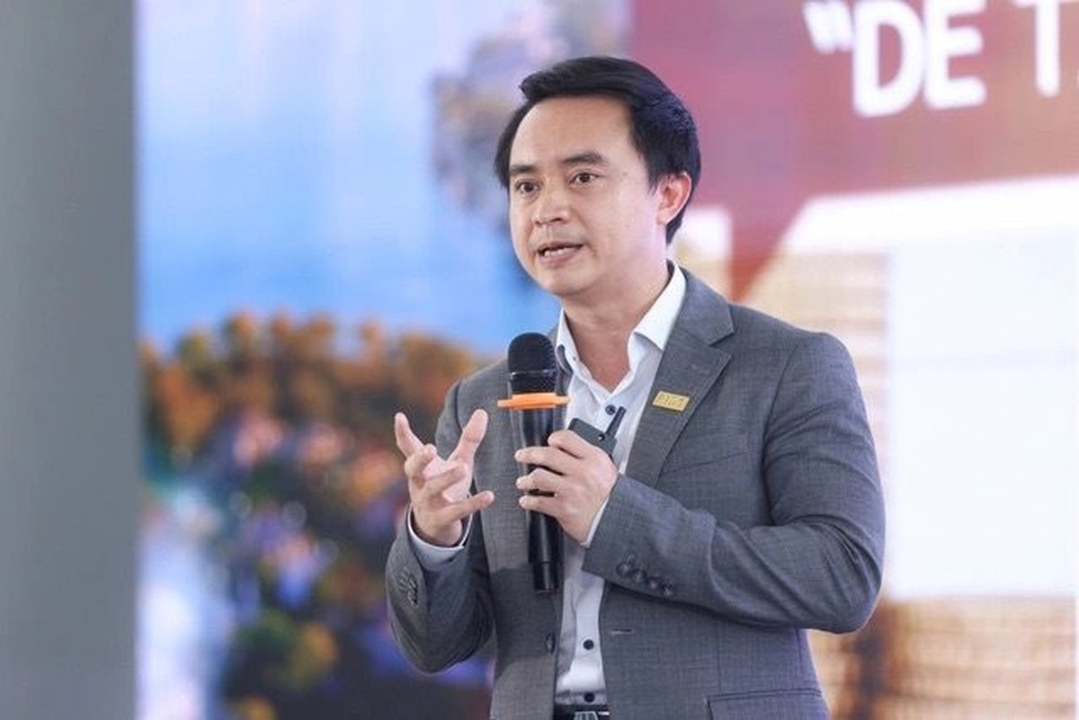 Chuyên gia chỉ thẳng: Thị trường bất động sản không thiếu tiền, vấn đề là tiền đang chảy về đâu?