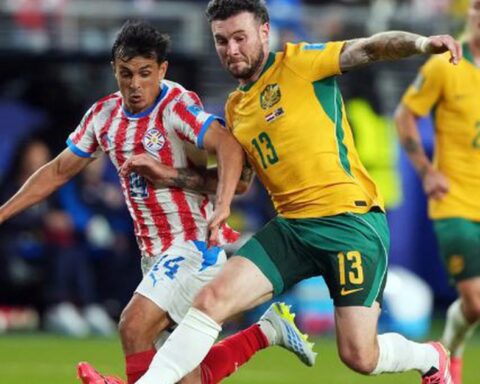 Bùng nổ tranh cãi: Khán giả tố Australia và Paraguay cố tình chơi hoà 0-0 trong trận đấu “tệ nhất trong lịch sử World Cup”