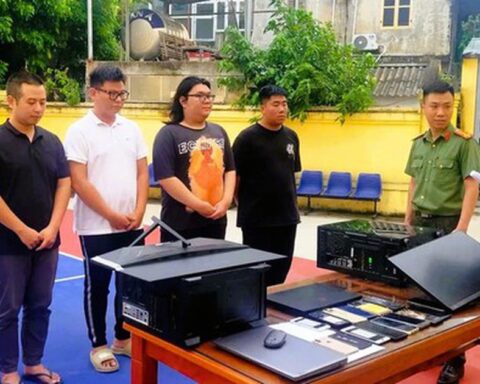 Dùng phần mềm tinh vi vượt qua bảo mật sinh trắc học mua bán trái phép 1.000 tài khoản ngân hàng