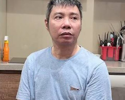 Tình hình NSND Công Lý sau khi vợ kém 15 tuổi thông báo dừng sang Nhật chữa trị