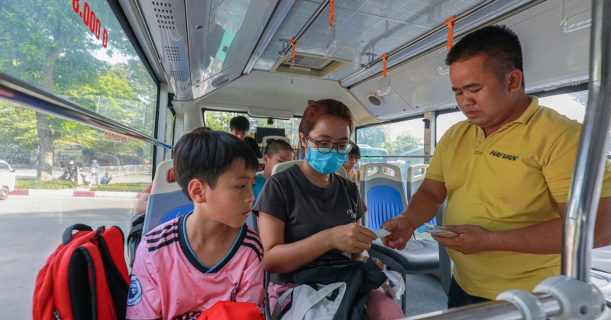 Hàng triệu người cần chú ý: Thao tác mua vé xe buýt theo lượt thay đổi từ 1/7