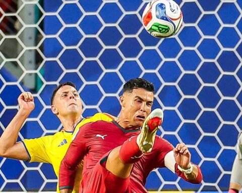 Kết quả Bồ Đào Nha bị Colombia cầm hoà 0-0, Ronaldo đối đầu Modric tại vòng knock-out World Cup