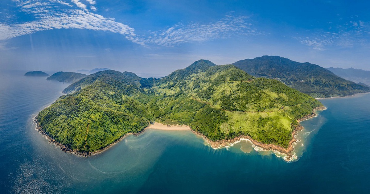 Cảnh tượng tại một bãi biển ở Huế khiến nhiều người bất ngờ, nhận xét: Không tin vào mắt mình