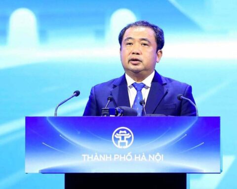 Bí thư Hà Nội: Mọi dự án đều phải trả lời câu hỏi người dân được hưởng gì