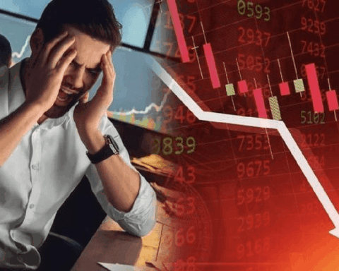 Khối ngoại tiếp tục bán ròng 1.200 tỷ phiên cuối quý, cổ phiếu nào là tâm điểm?