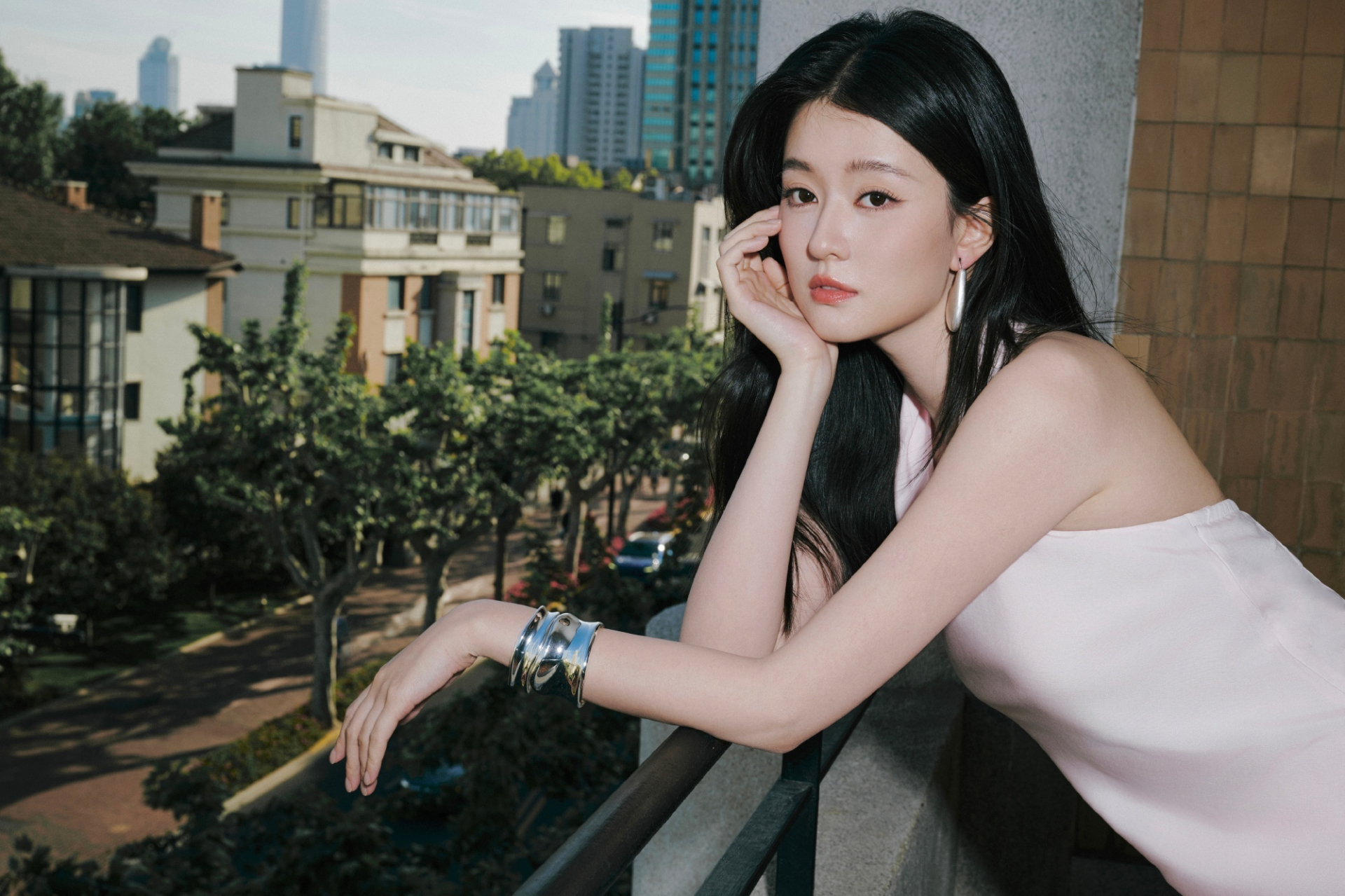 Không ai nhận ra mỹ nhân 9X giàu nhất showbiz sau khi giải nghệ cưới thiếu gia tập đoàn nghìn tỷ- Ảnh 8.