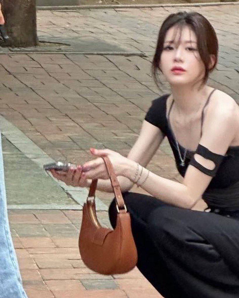 Cam cận bóc trần điểm chưa hoàn hảo của mỹ nhân mặt kim cương- Ảnh 5.