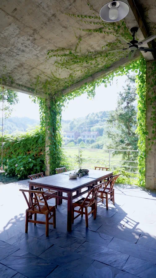 Chàng trai 30 tuổi về quê xây nhà rộng 760m2, 3 tầng: Hàng xóm chê "điên rồi" cho đến khi thấy thành quả ngày nào cũng ghé chơi- Ảnh 9. Chàng trai 30 tuổi về quê xây nhà rộng 760m2, 3 tầng: Hàng xóm chê "điên rồi" cho đến khi thấy thành quả ngày nào cũng ghé chơi- Ảnh 9.