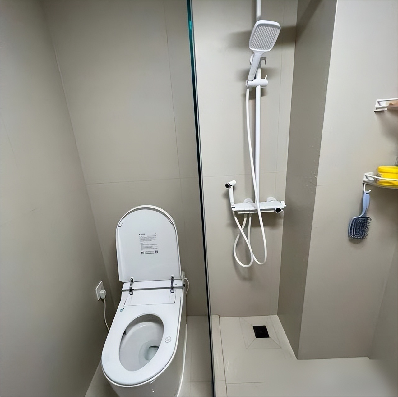 Phòng tắm không còn chuộng kiểu tách khô - ướt: Xu hướng mới giúp nhà nhỏ như có thêm một phòng tắm nữa- Ảnh 4.