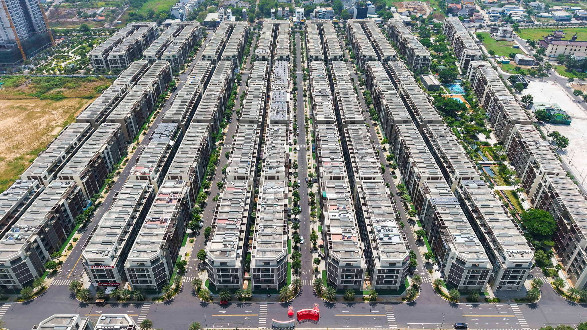 Cuộc đua thị phần bất động sản TP.HCM: Những