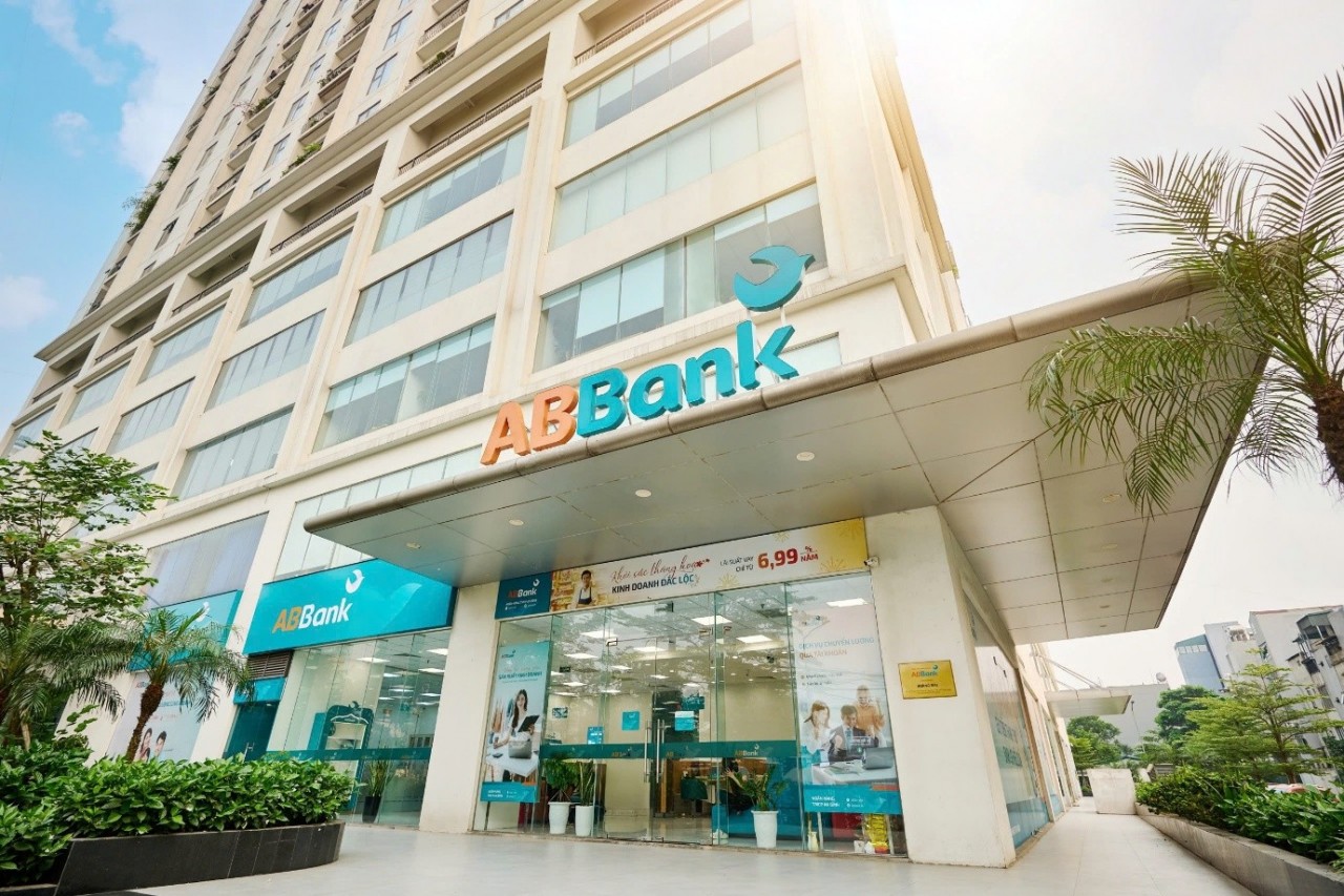 ABBank sắp chia cổ tức 15% bằng cổ phiếu, khởi động kế hoạch tăng vốn vượt 20.000 tỷ đồng